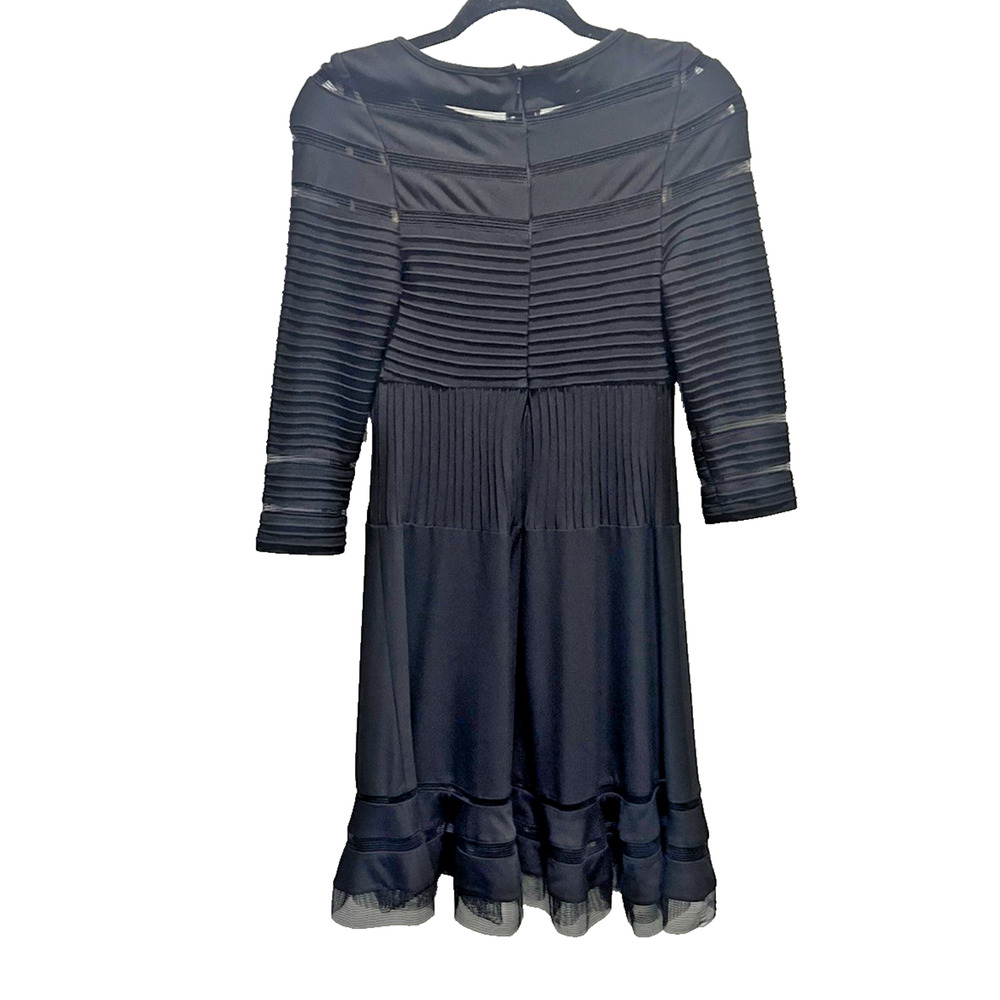 Tadashi Shoji Illusion Stripe Bateau Neckline Knee-Length Dress SZ XS - Picture 4 of 10